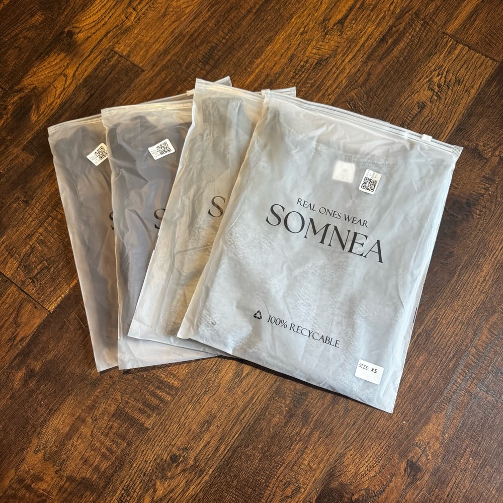 Set of 4 Somnea Mens Tank Top Undershirts Grey XS - Picture 2 of 7